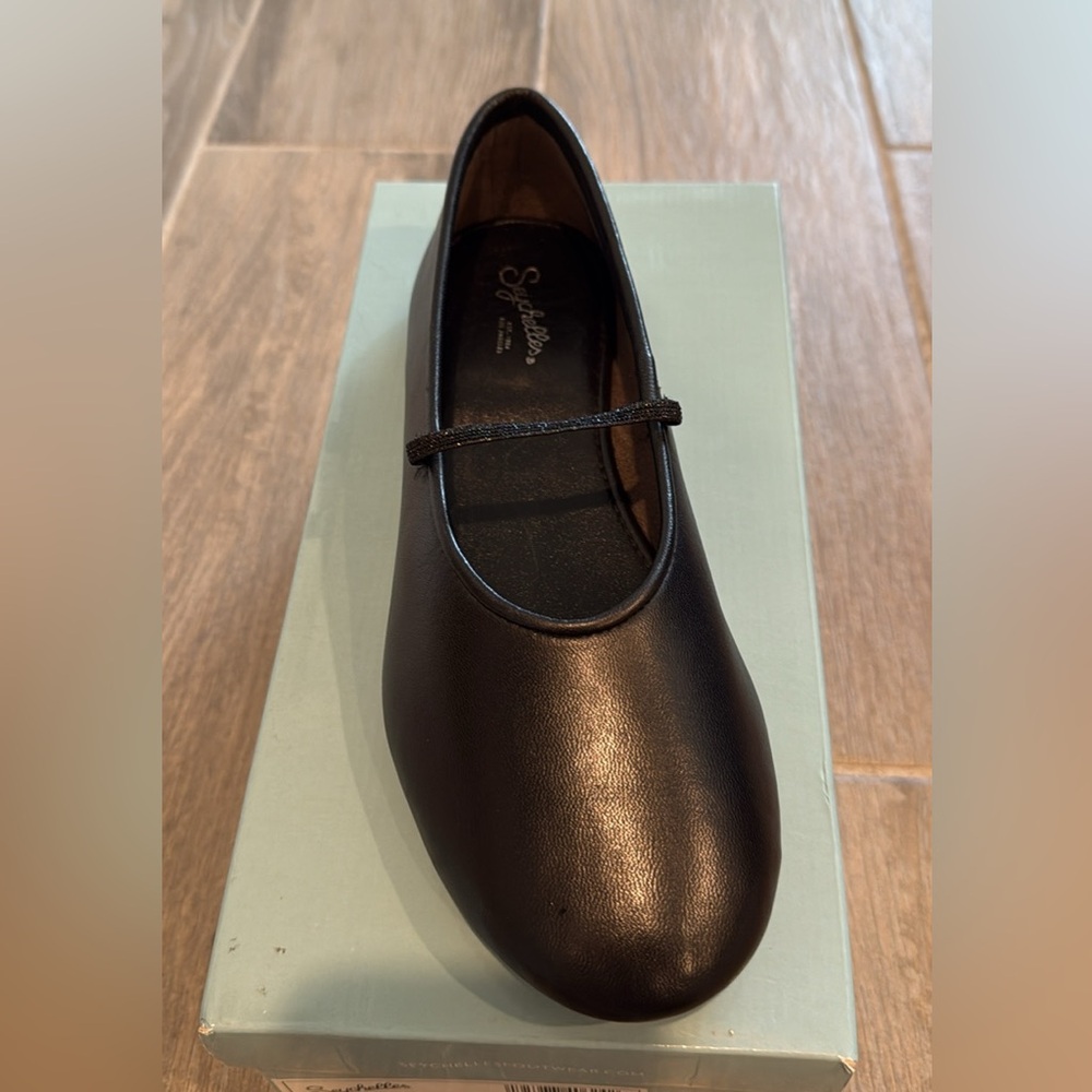 Seychelles black flats